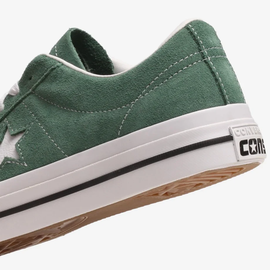 Converse One Star Pro