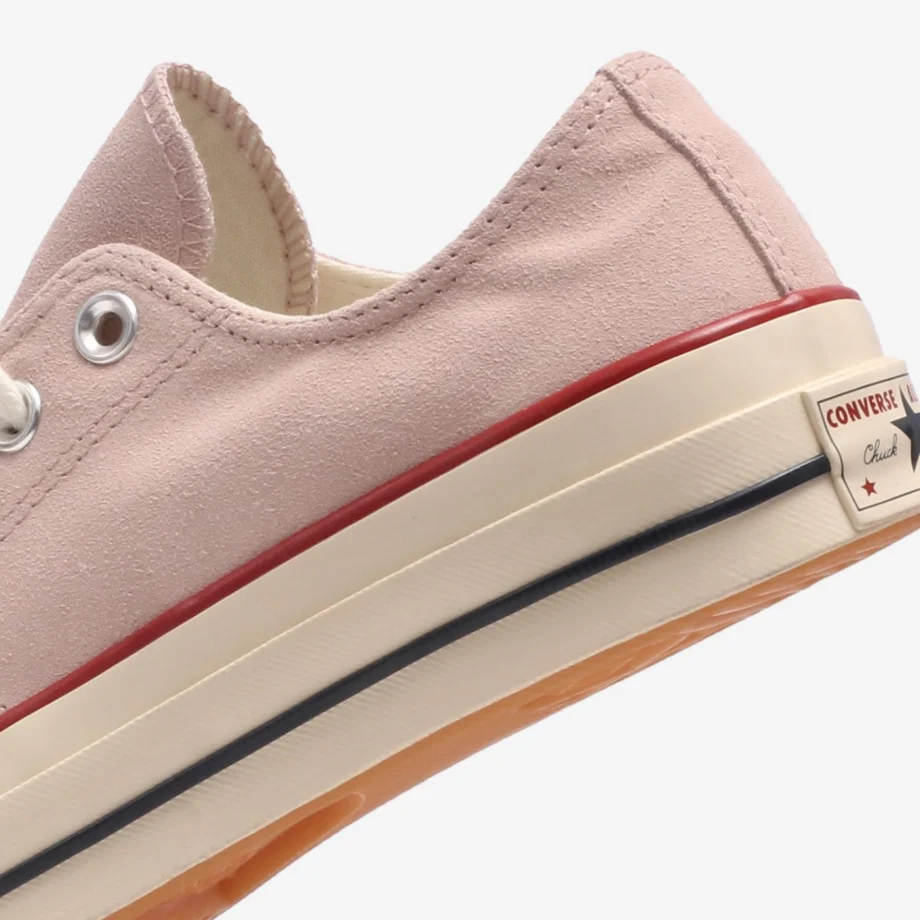Wmns Converse Chuck 70