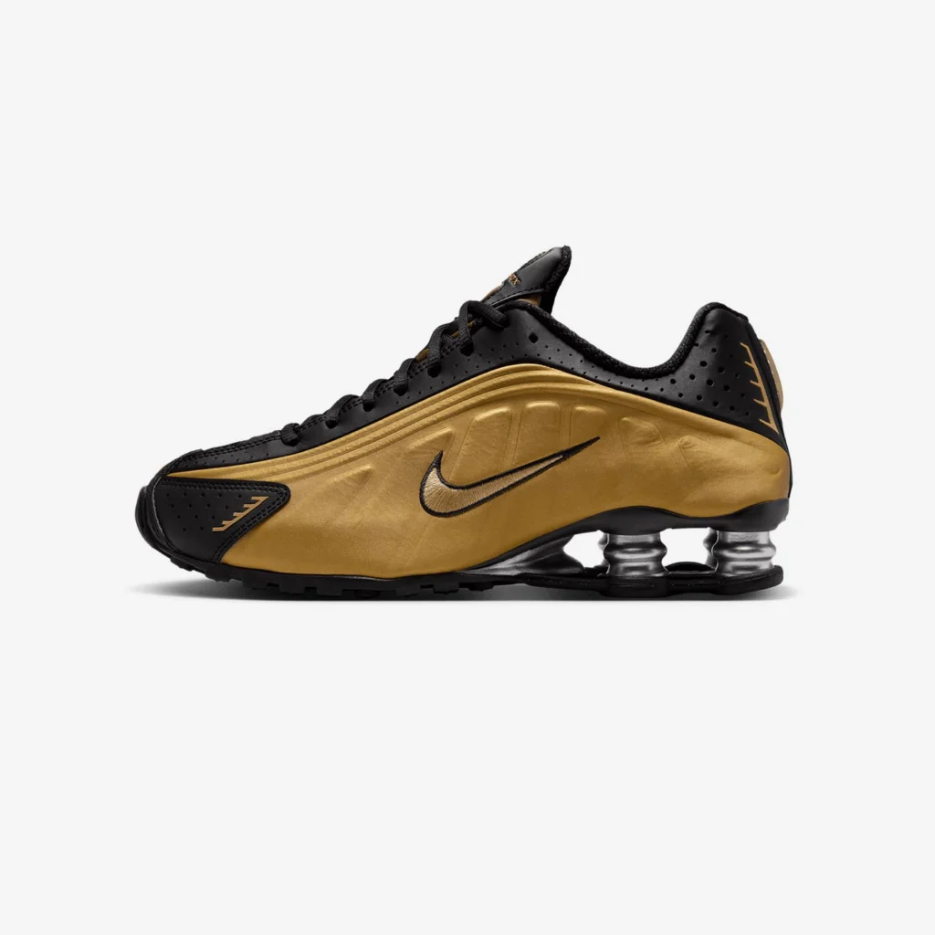 Wmns Nike Shox R4 «Metallic Gold»