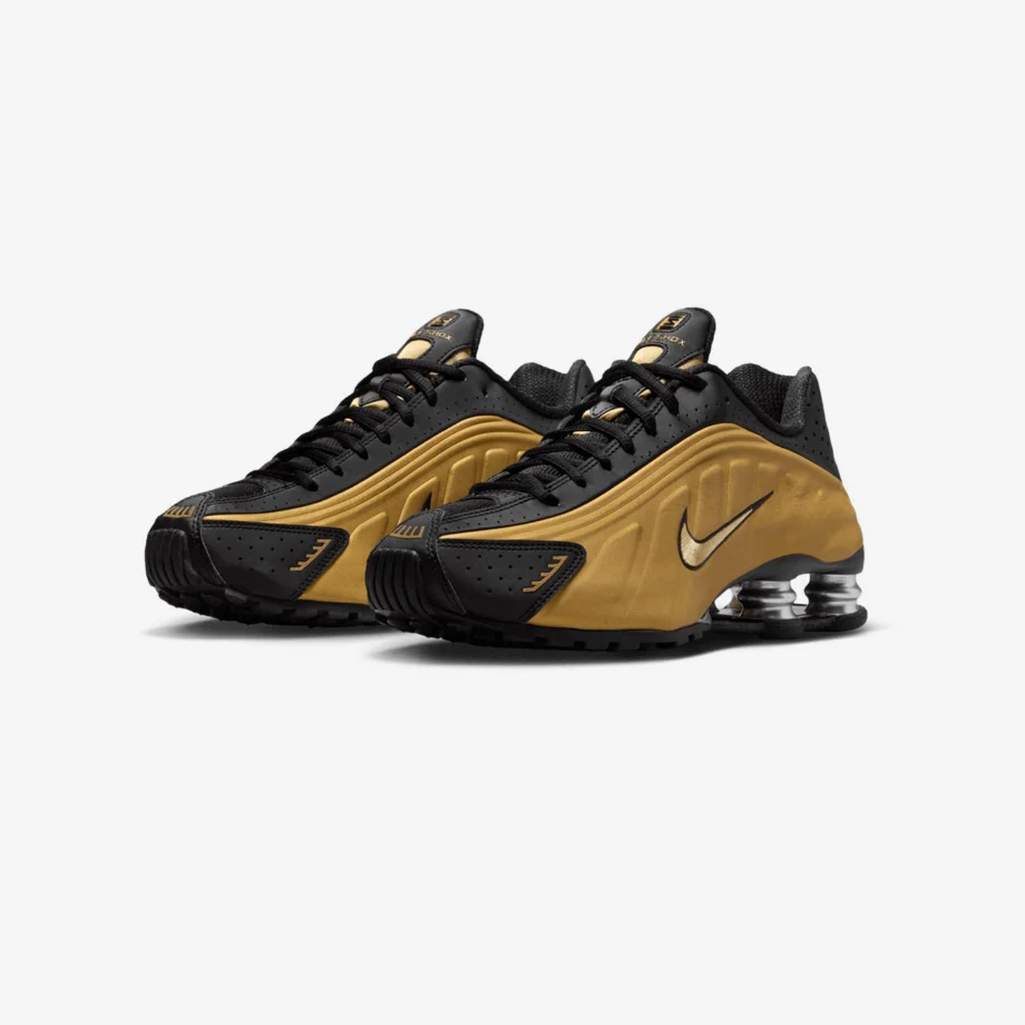 Wmns Nike Shox R4 «Metallic Gold»