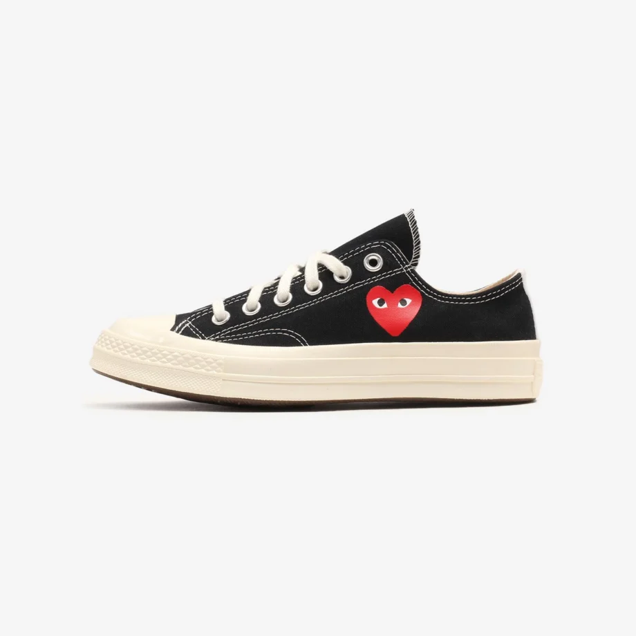CdG Play Converse Low Chuch Taylor 70 Small Red Heart