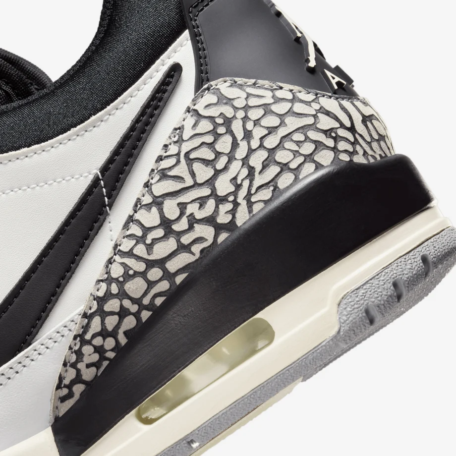 Air Jordan Legacy 312 Low «Chicago»