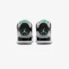 Air Jordan 3 Retro «Green Glow»