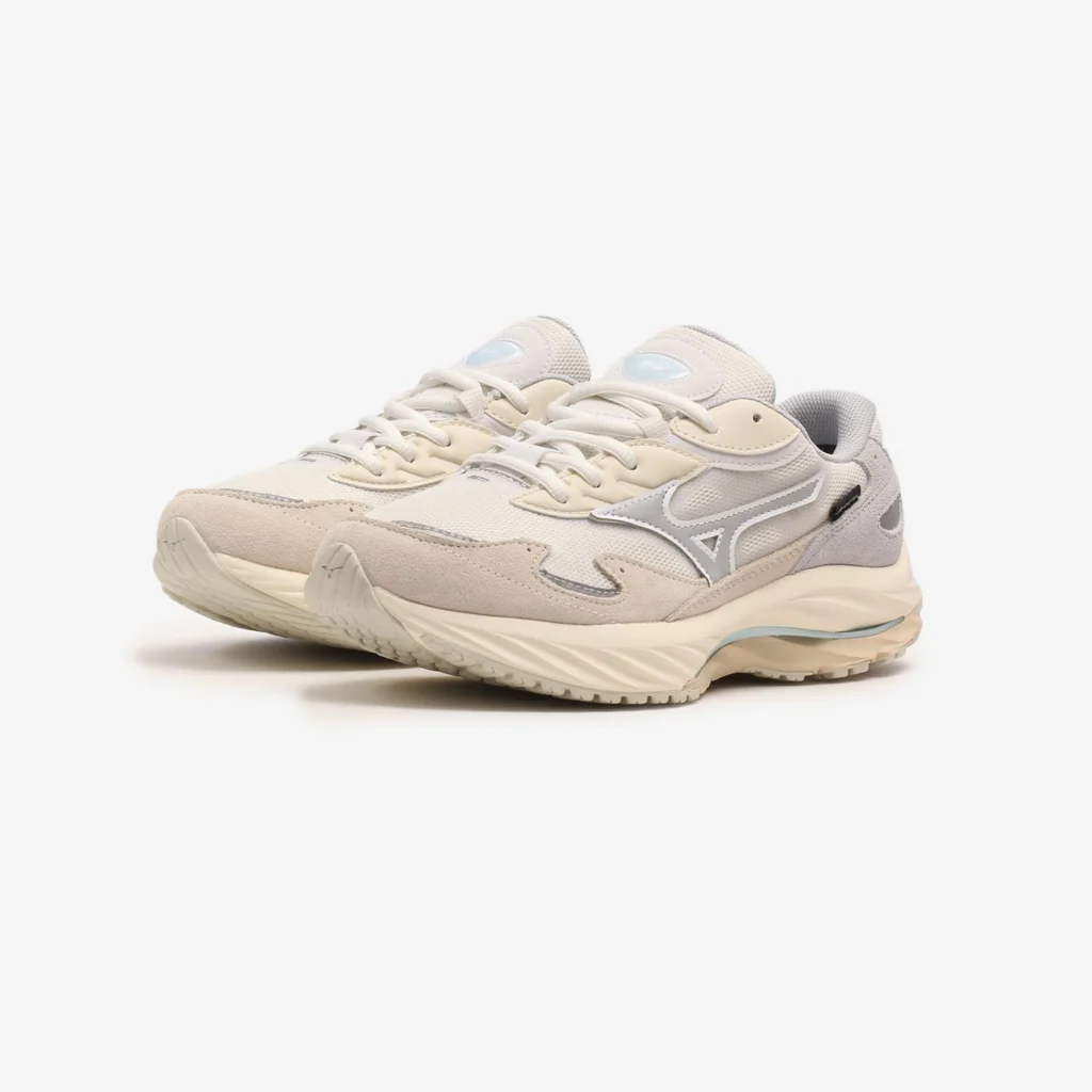 BSTN X Mizuno Wave Rider ß GTX