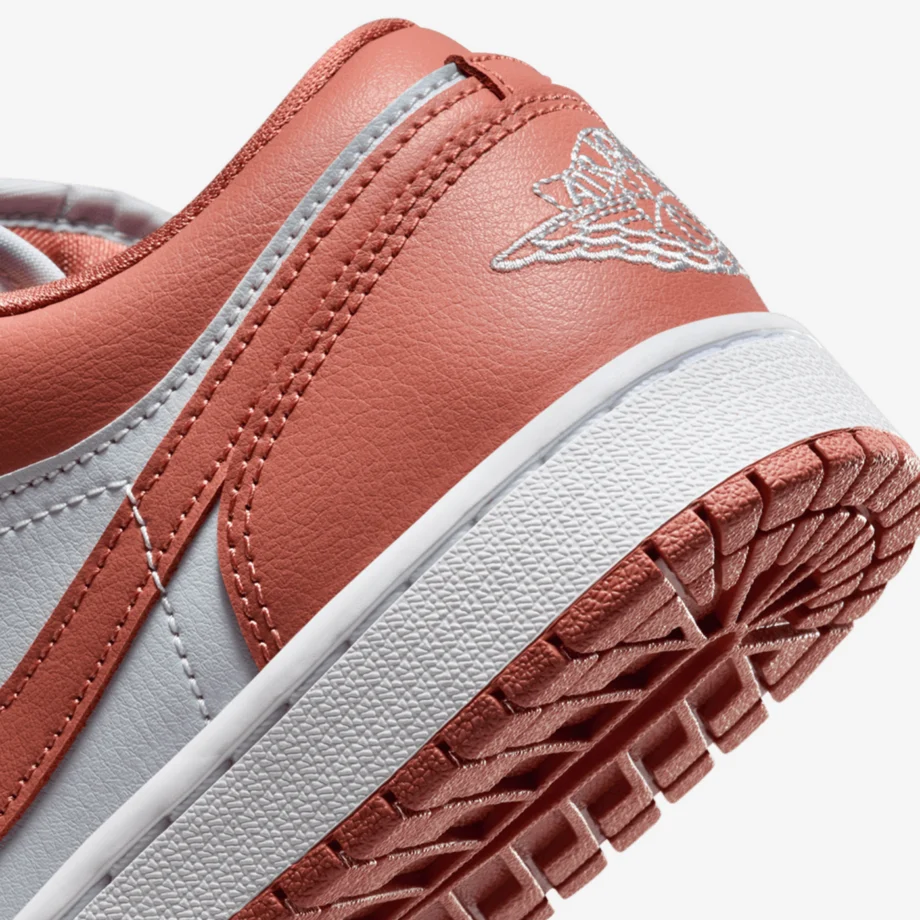 Wmns Air Jordan 1 Low «Sky J Orange»
