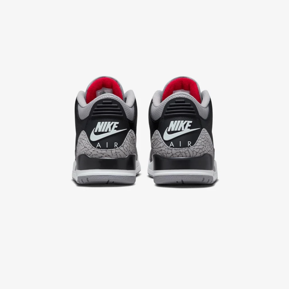 Air Jordan 3 Retro OG «Black Cement»
