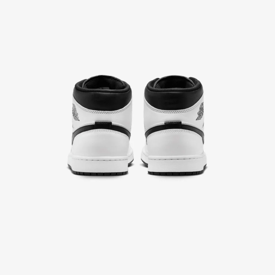 Air Jordan 1 Mid «Reverse Panda»