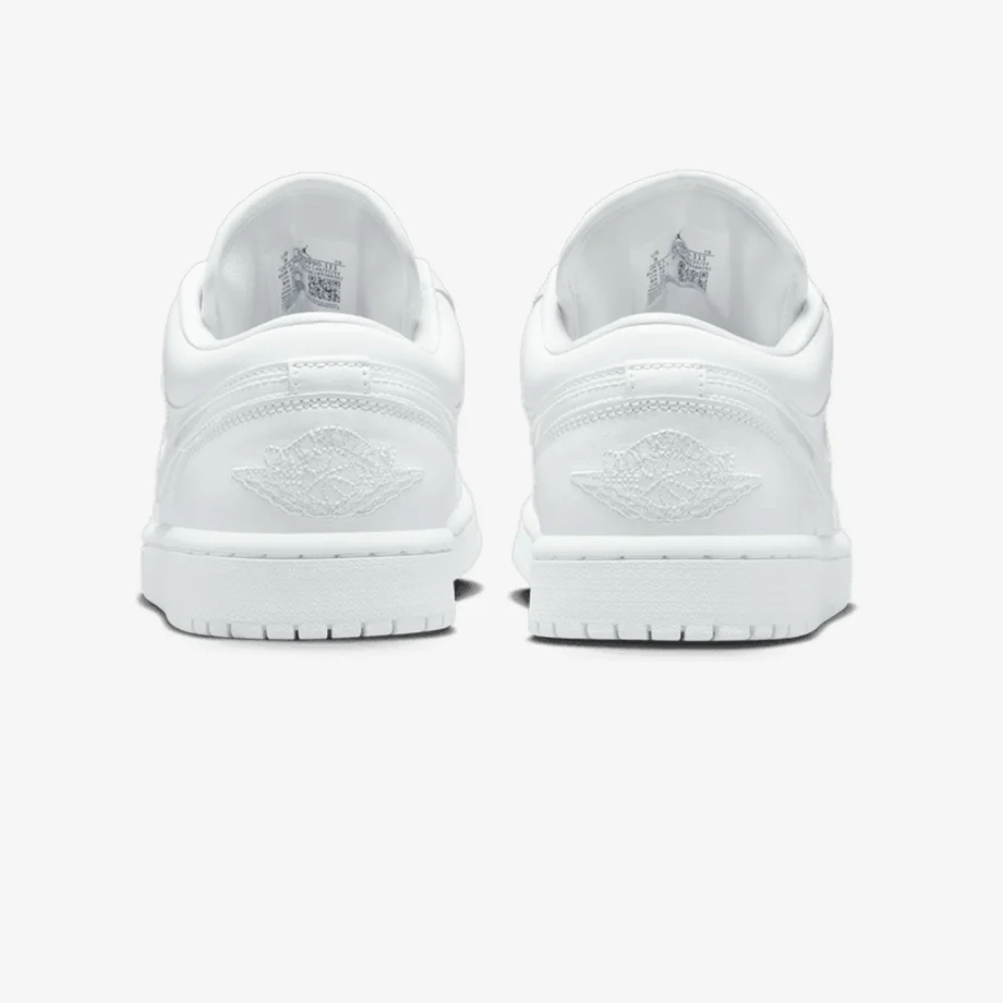Wmns Air Jordan 1 Low «Triple White»