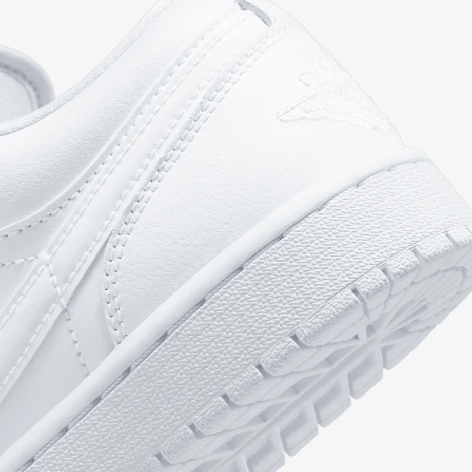 Wmns Air Jordan 1 Low «Triple White»