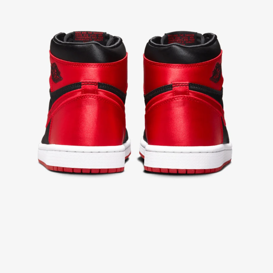 Wmns Air Jordan 1 Retro High OG «Satin Bred»