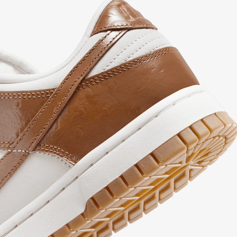 Wmns Nike Dunk Low LX «Ale Brown»