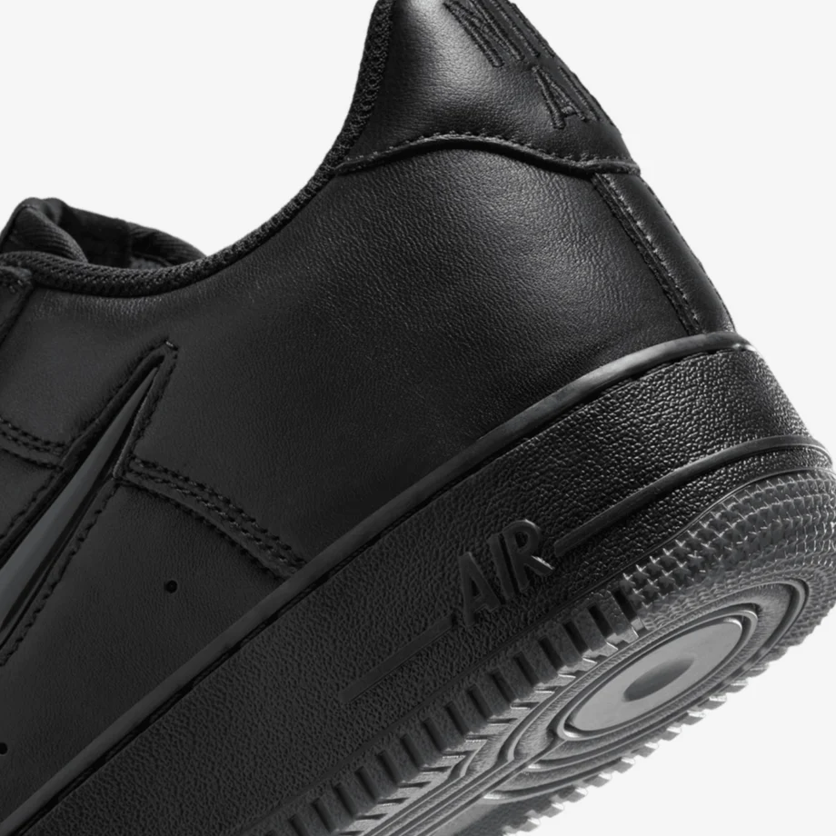 Nike Air Force 1 Low Retro «Black Jewel»