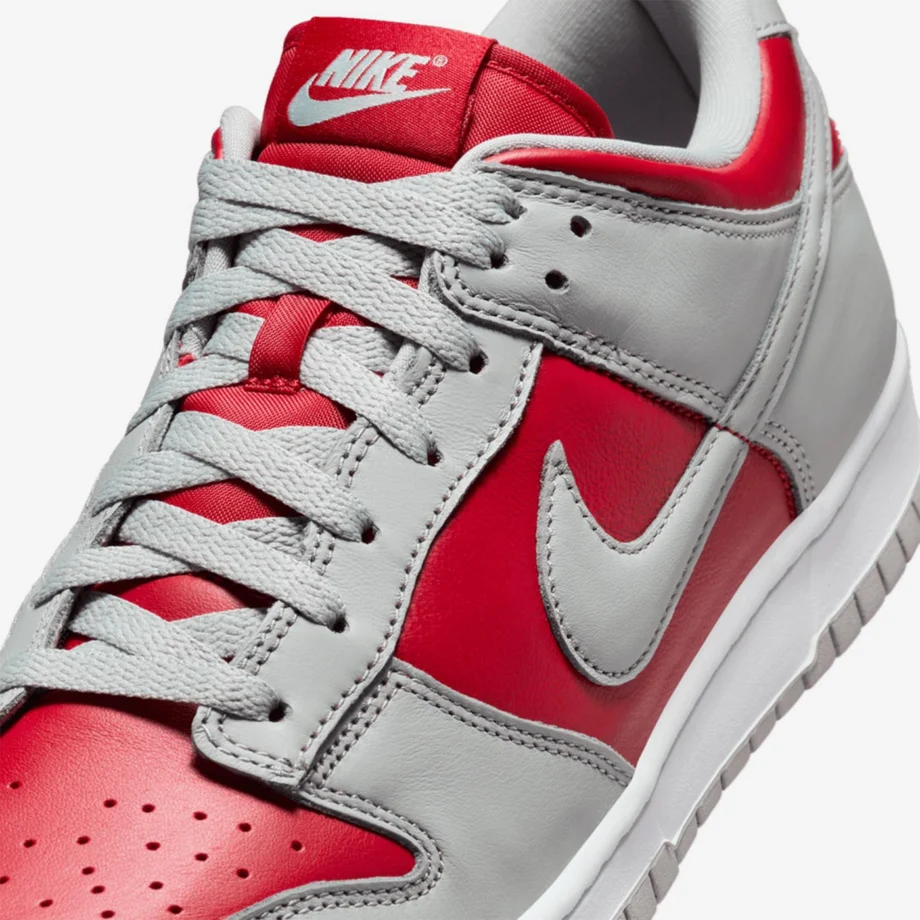 Nike Dunk Low «Ultraman»