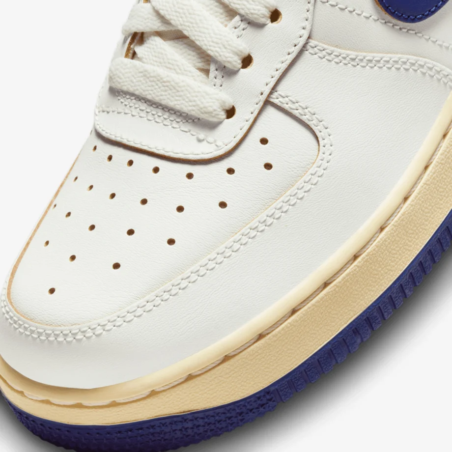 Wmns Nike Air Force 1 '07 «Sale Pale Vanilla»