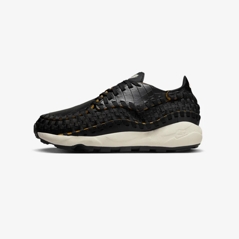 Wmns Nike Air Footscape Woven Premium