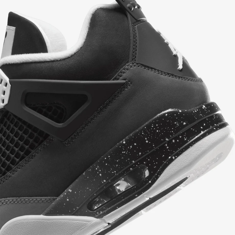 Air Jordan 4 Retro «Fear»