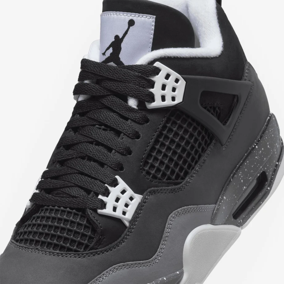Air Jordan 4 Retro «Fear»