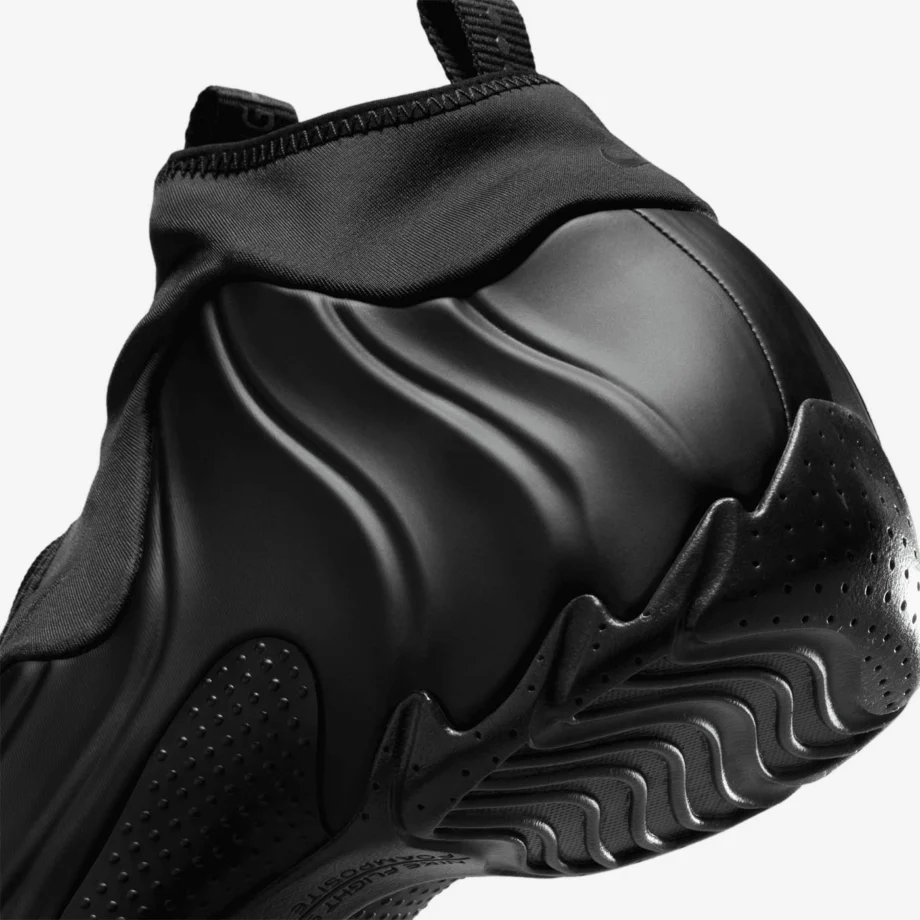 Nike Air Flightposite «Triple Black»