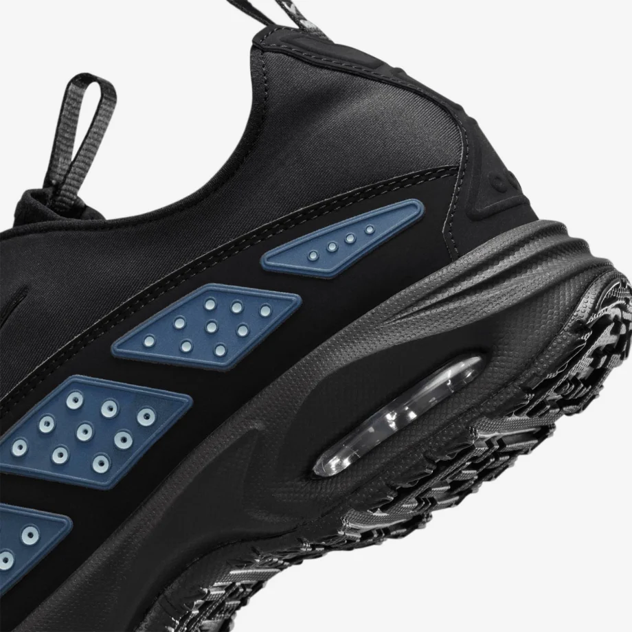 Wmns Nike Air Max SNDR «Black and Silver»
