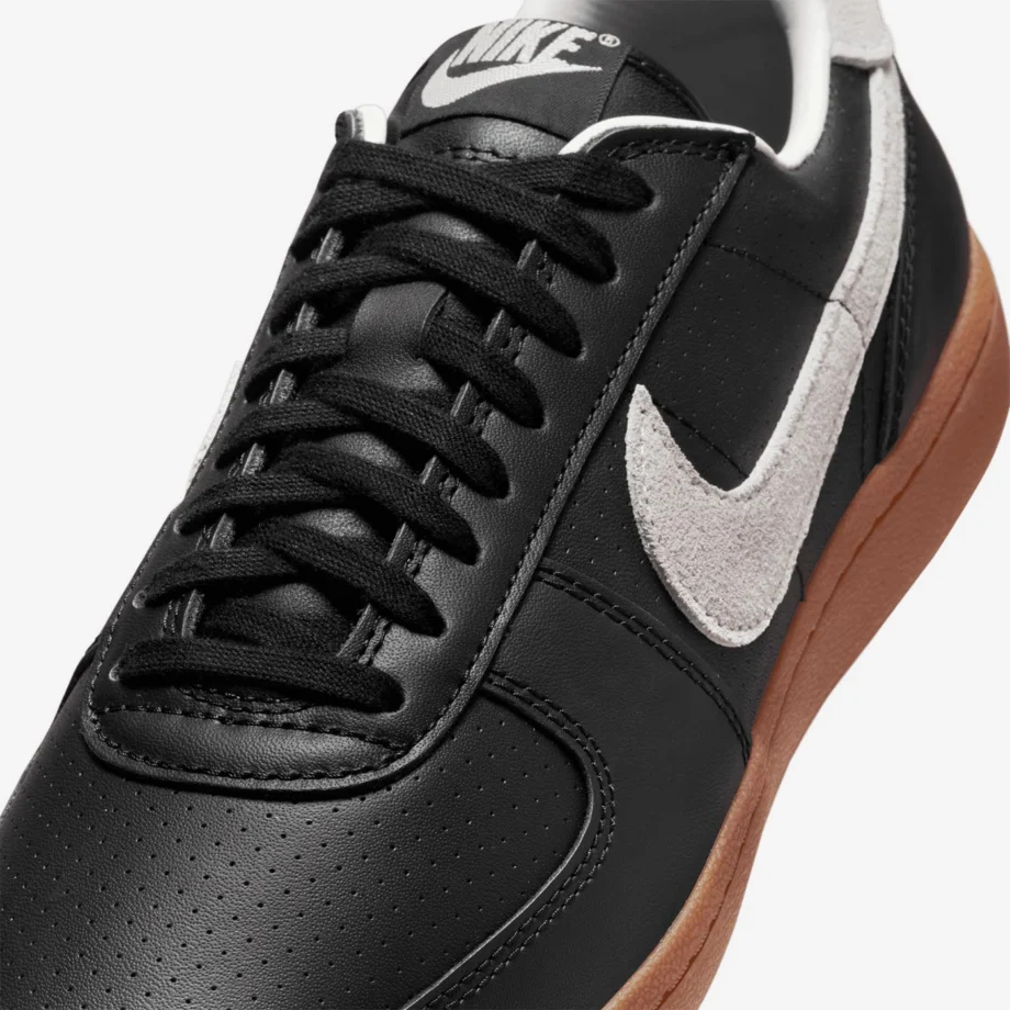 Nike Field General 82 SP «Black Sail Gum»