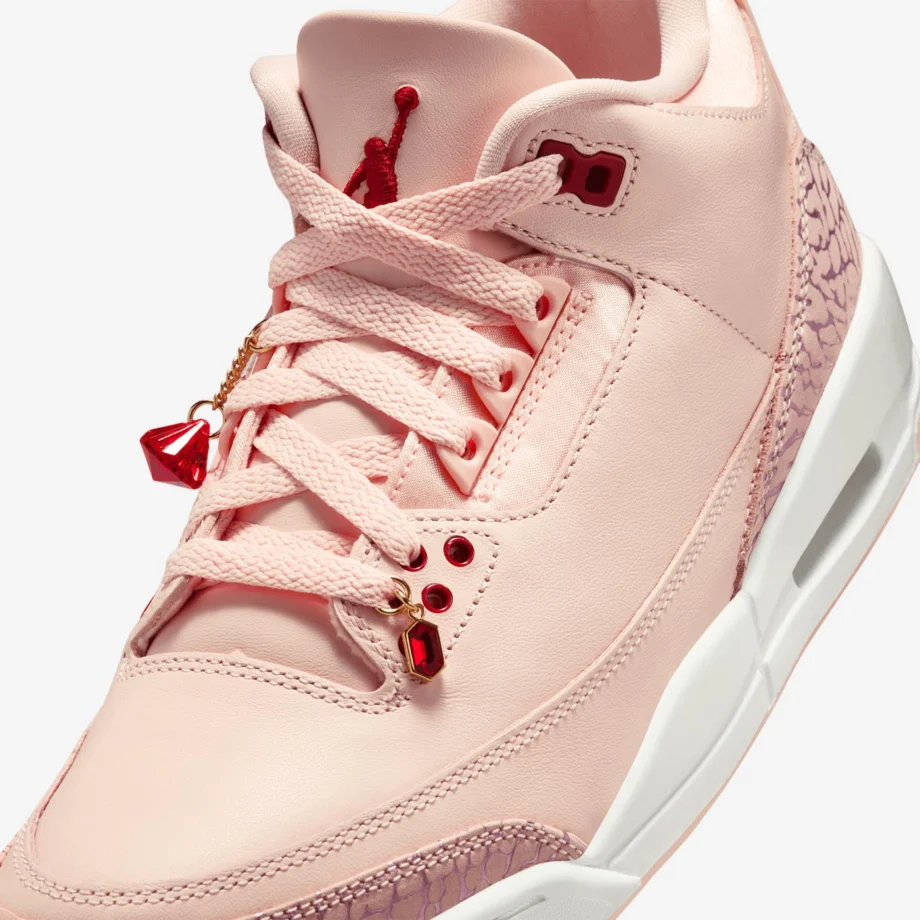 Wmns Air Jordan 3 Retro «Treat Yourself»