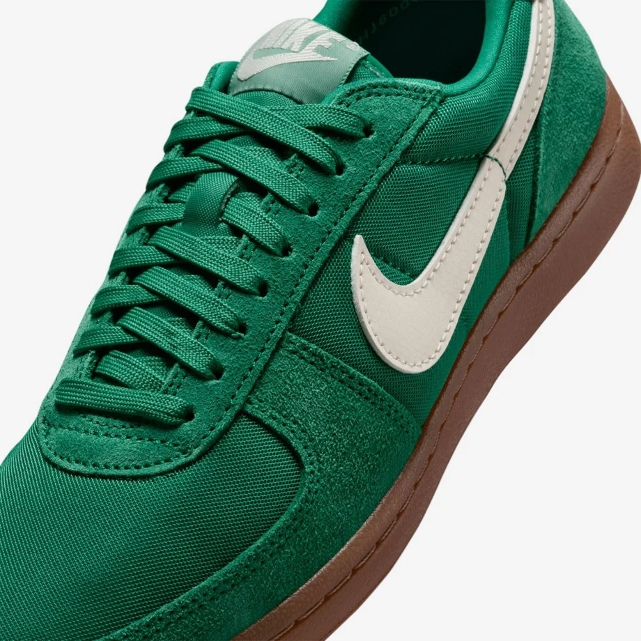 Wmns Nike Field General «Malachite»