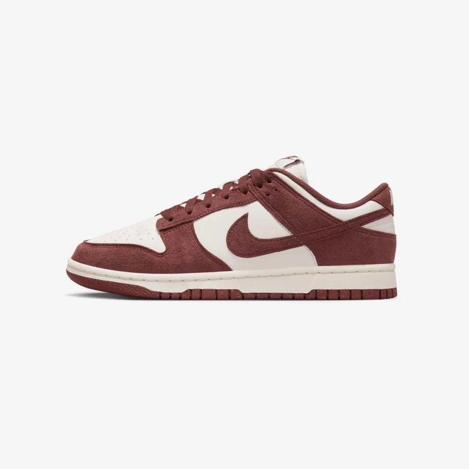 Wmns Nike Dunk Low «Red Sepia»