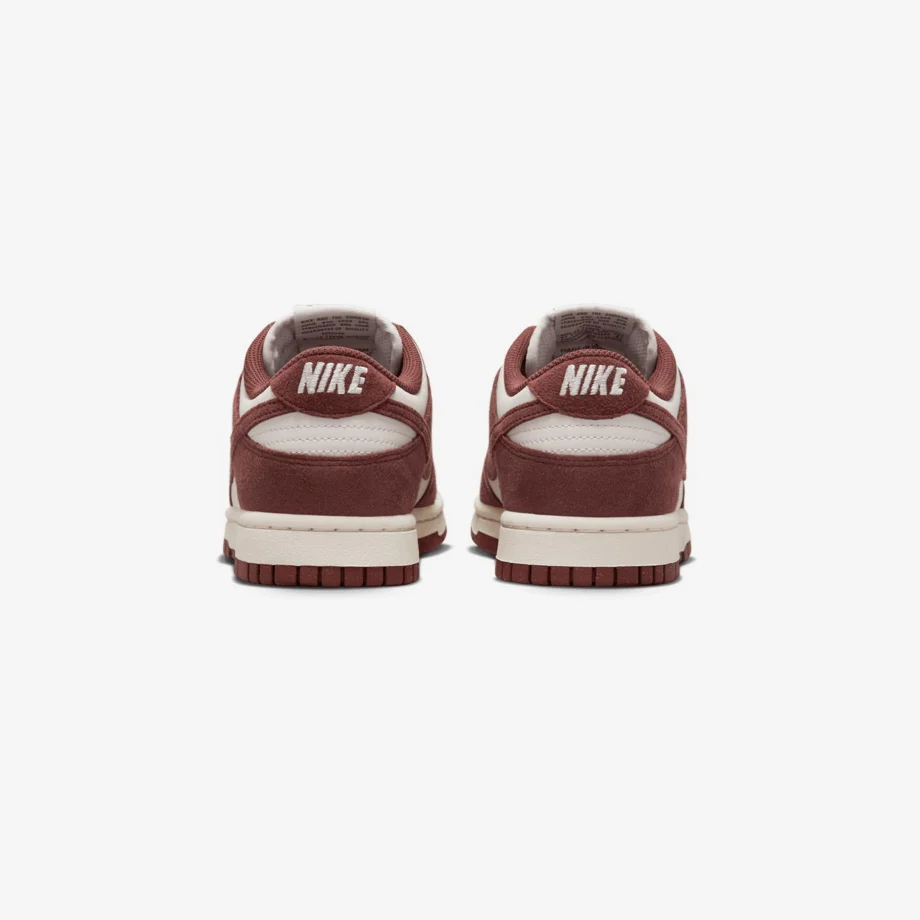 Wmns Nike Dunk Low «Red Sepia»