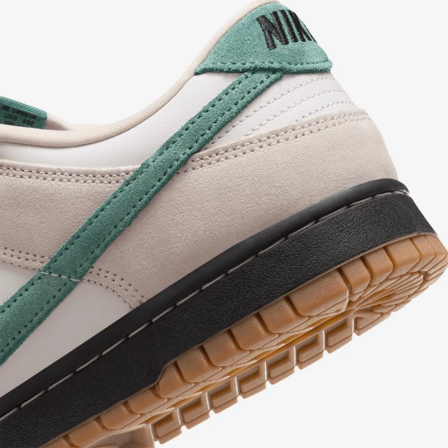 Nike Dunk Low «Light Orewood Bicoastal»