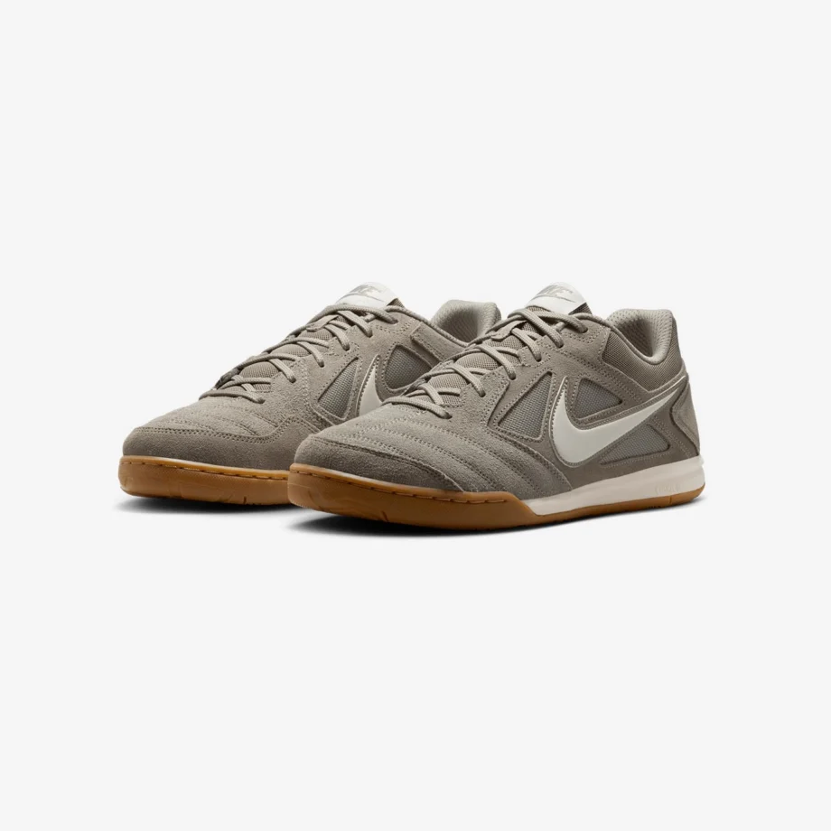 Nike Gato «Light Army»