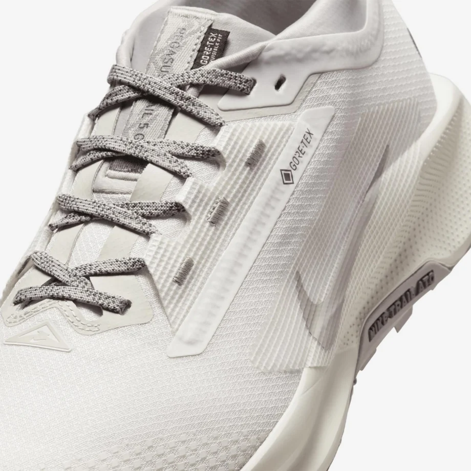 Nike Pegasus Trail 5 GORE-TEX SP «Summit White»