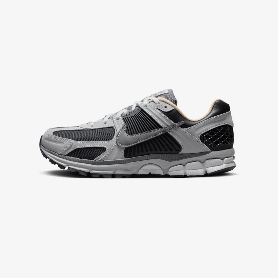 Nike Zoom Vomero 5 «Smoke Grey»