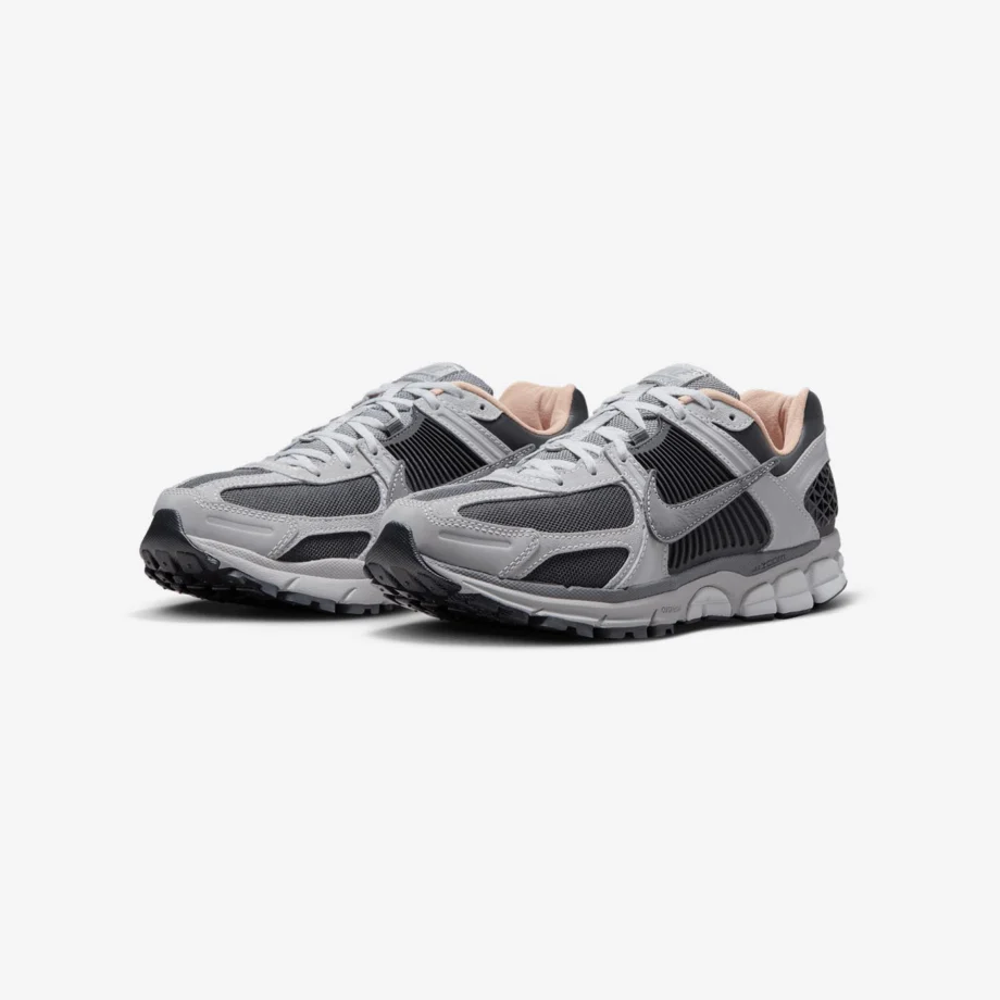 Nike Zoom Vomero 5 «Smoke Grey»