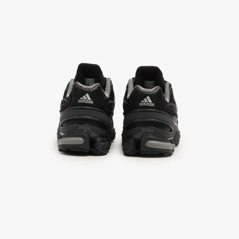 Adidas Ozweego Pro