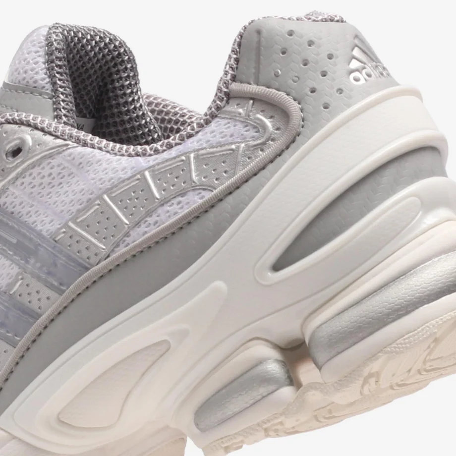 Adidas Ozweego Pro