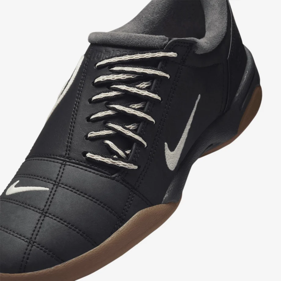 Wmns Nike Total 90 III «Black Gum»