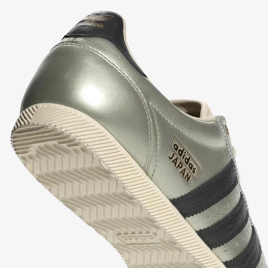 Wmns Adidas Japan