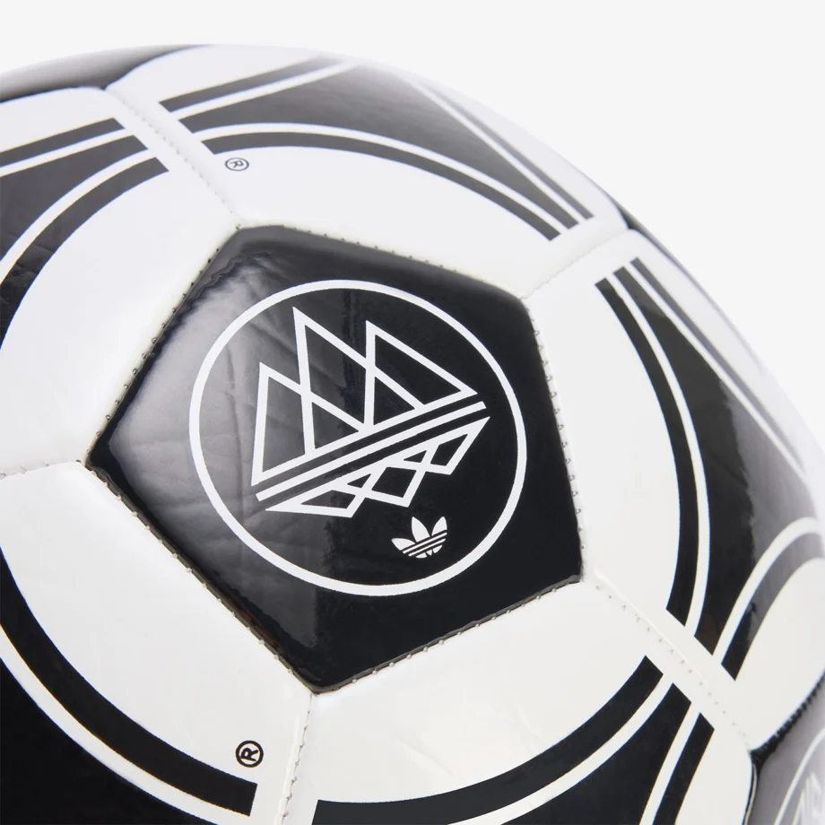 Adidas Spezial F.C. Ball