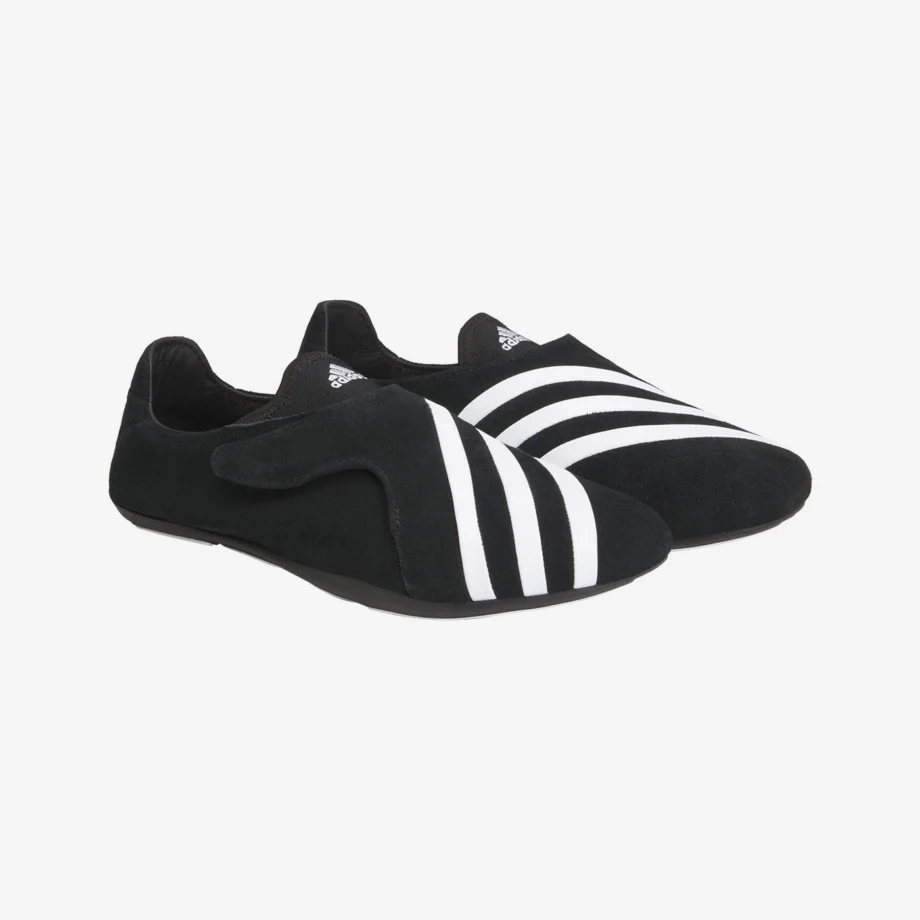 Pharrell x Adidas Vario Flat Earth