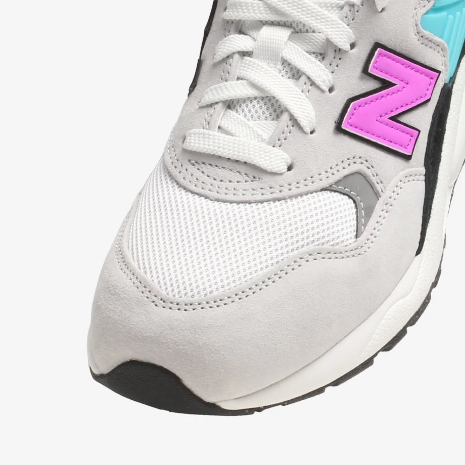 New Balance 580