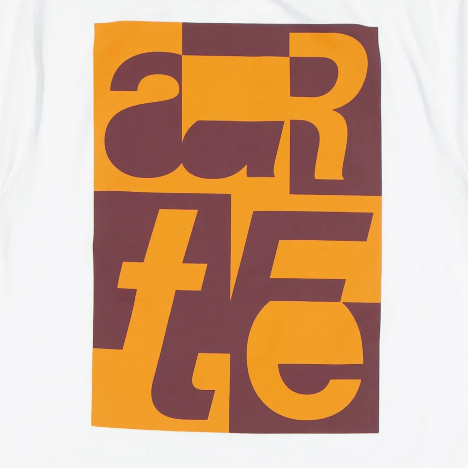 Arte Back Graphic T-shirt