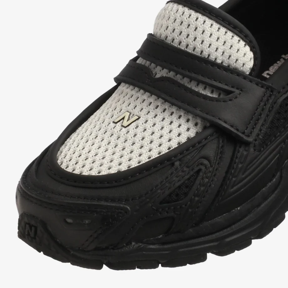 New Balance U19068G9