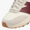 New Balance U370