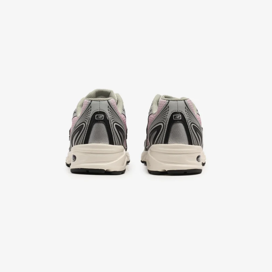New Balance U740YG2