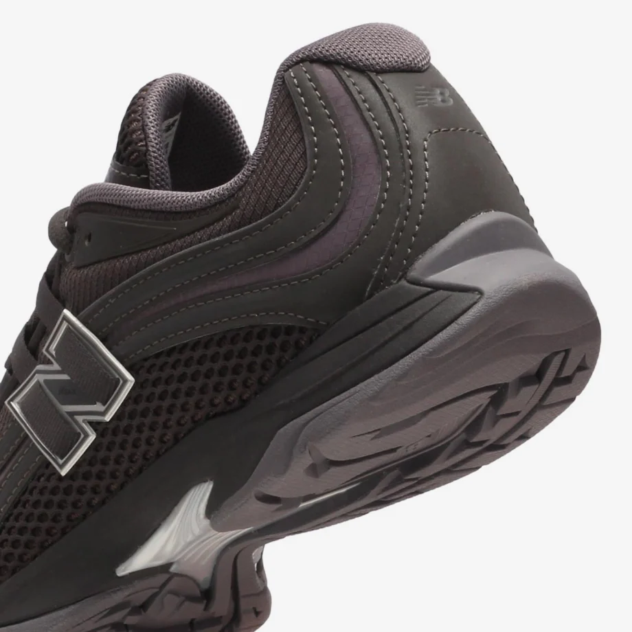 New Balance URC563AR