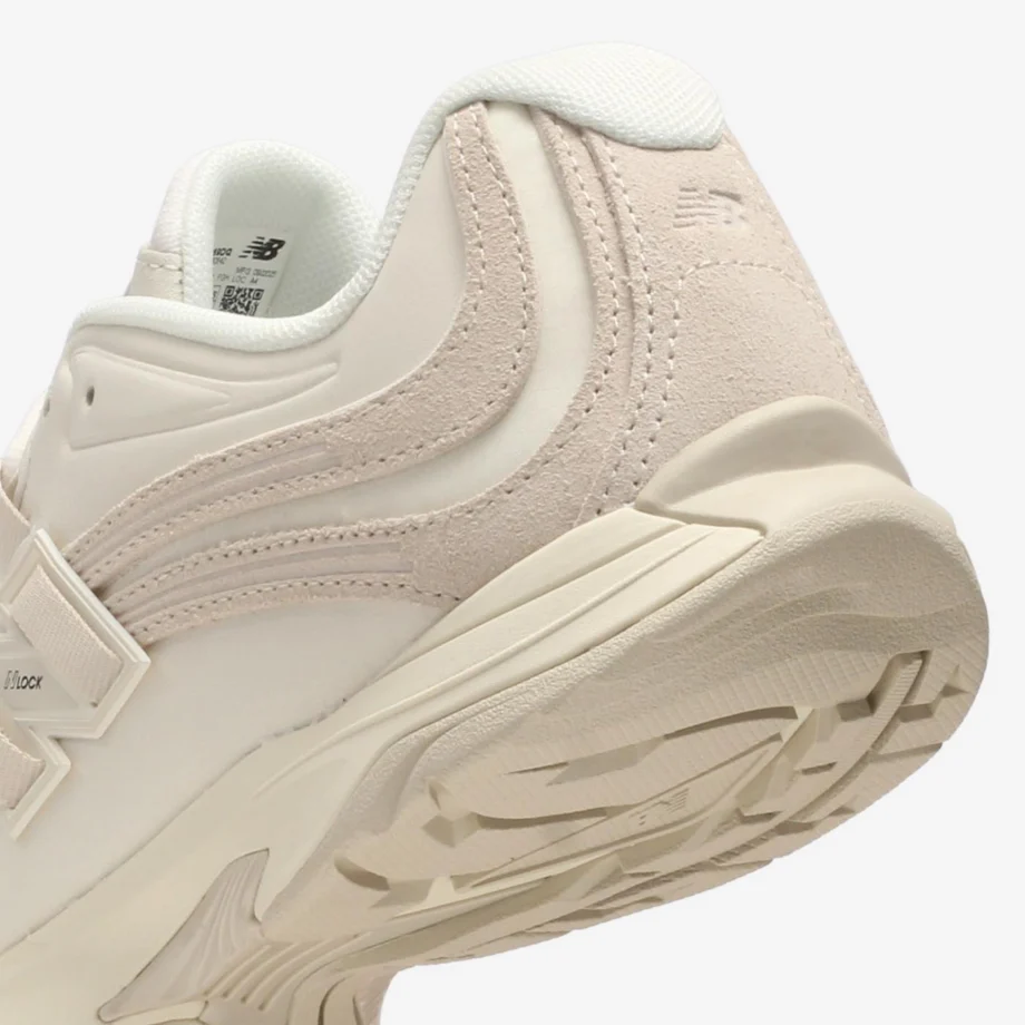New Balance URC569DQ