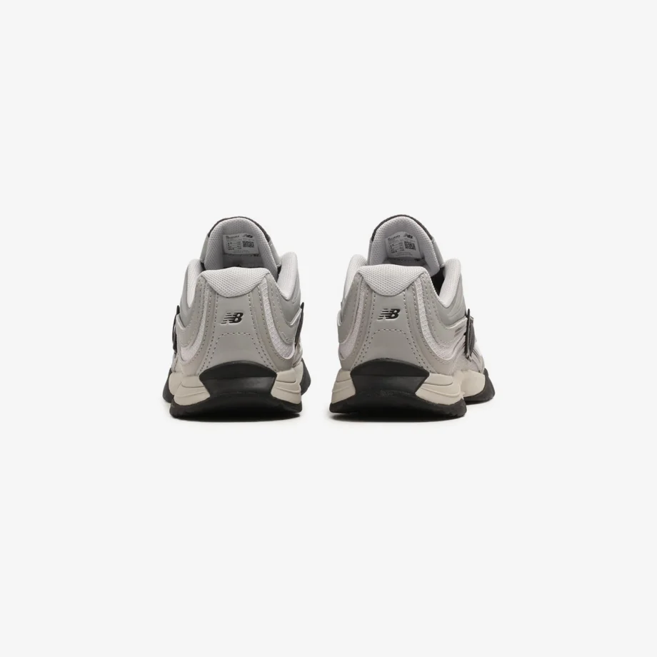 New Balance URC56UPA