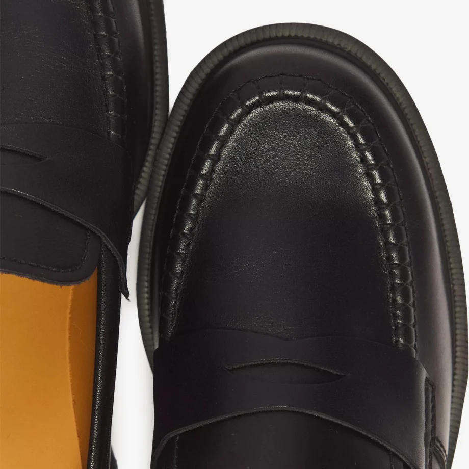 Dr. Martens Delapre Penny Loafer