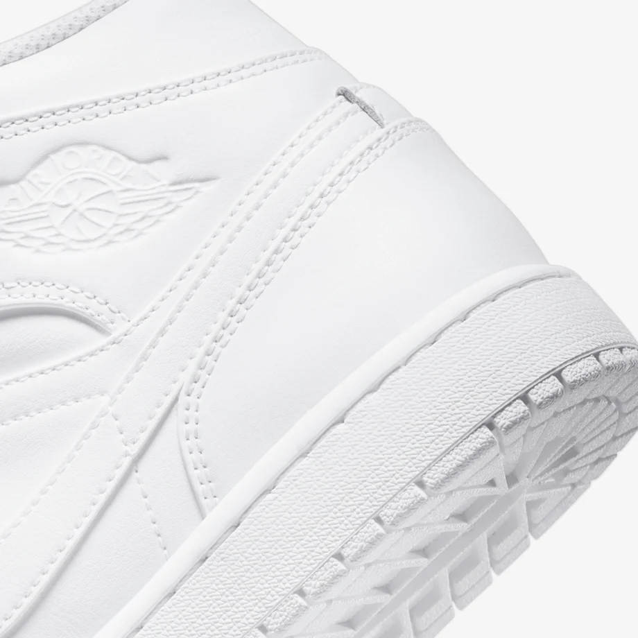 Air Jordan 1 Mid «Triple White»